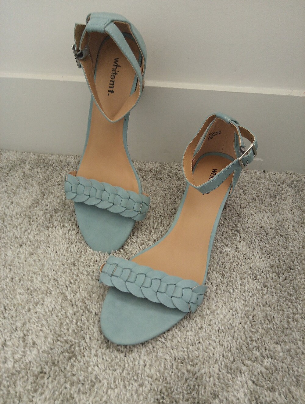 WHITE MT. ANKLE STRAP BLOCK HEELS SIZE 11W